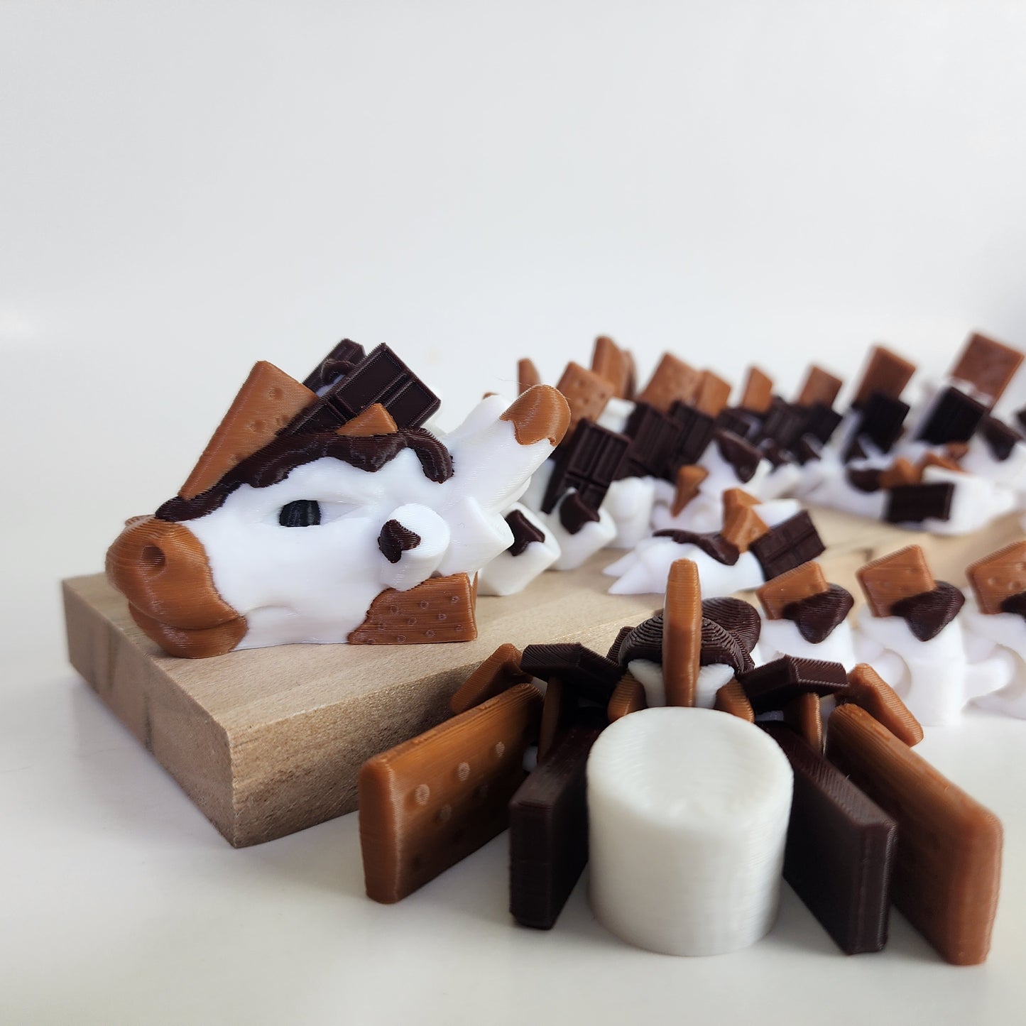 Articulated S'Mores Dragon - White/Light Brown/Brown