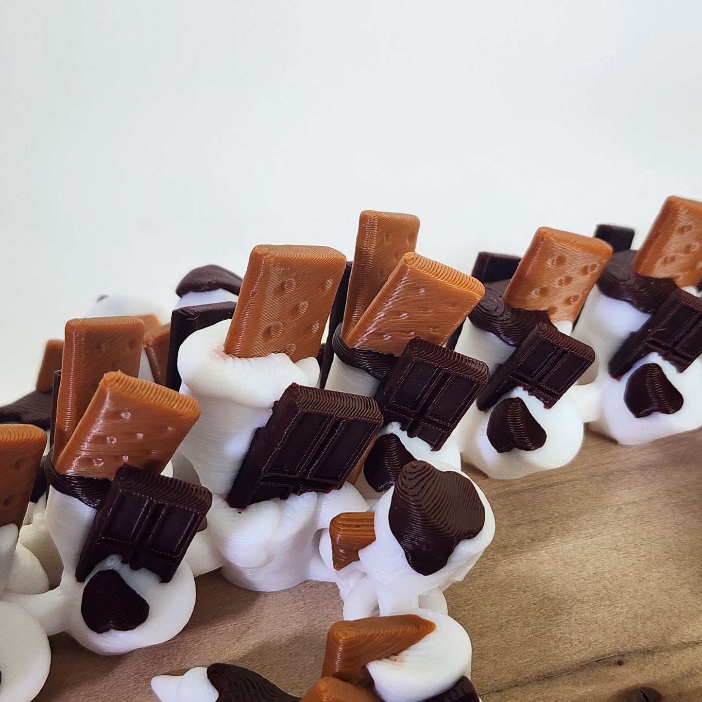 Articulated S'Mores Dragon - White/Light Brown/Brown